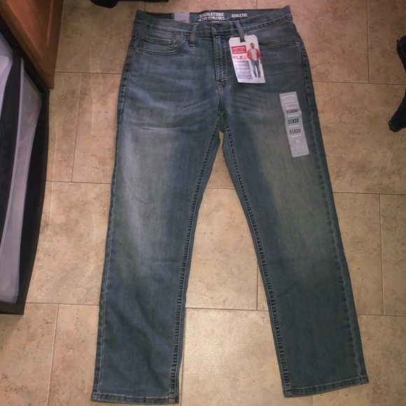 31 X 30 Levi jeans brand new - Picture 4 of 6